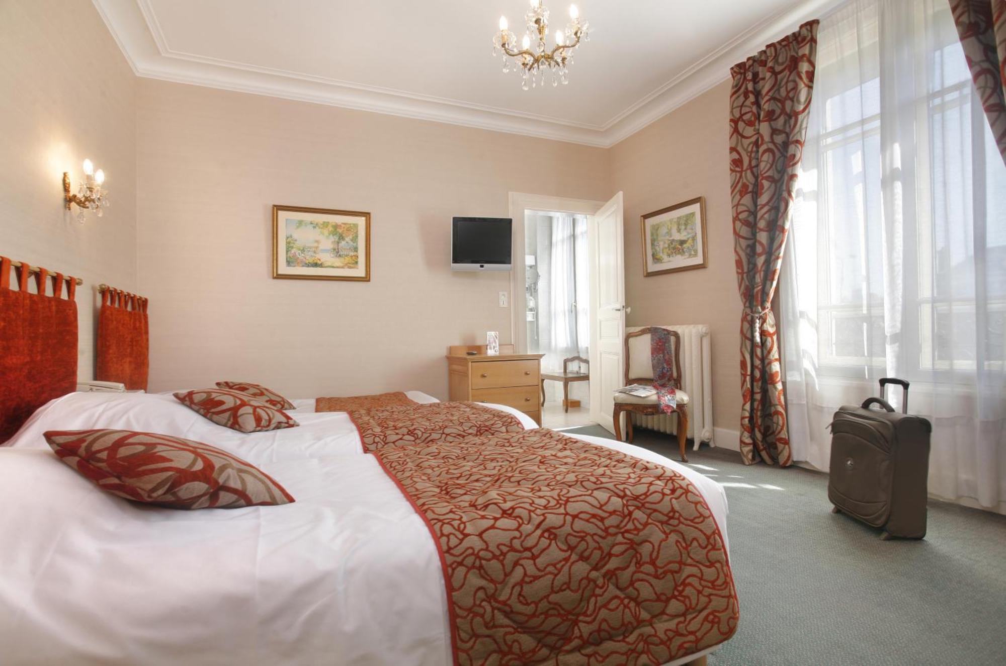 The Originals Boutique, Hotel Normandie, Auxerre Exterior foto